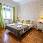 Sweet Close To Famous Avenue Liberty Гостевой дом Лиссабон