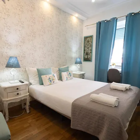 Sweet Suites Guesthouse Close To Famous Avenue Liberty