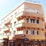 Πανσιόν Sweet Close To Famous Avenue Liberty