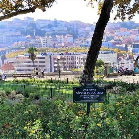 Sweet Suites Guesthouse Close To Famous Avenue Liberty Pensionat