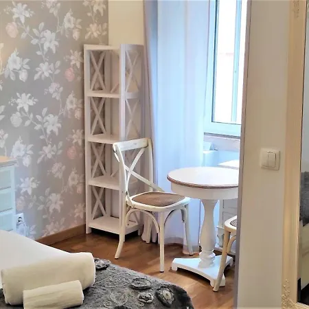 Sweet Suites Guesthouse Close To Famous Avenue Liberty Lisboa