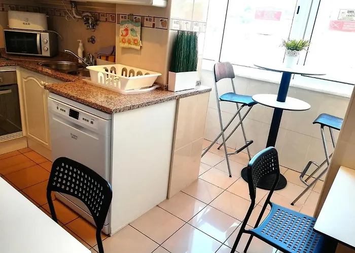 Sweet Close To Famous Avenue Liberty 招待所 Lisboa