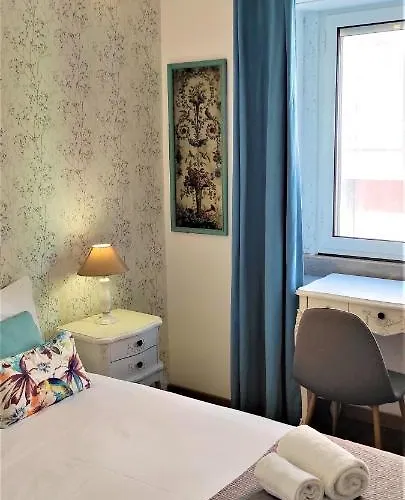 Sweet Close To Famous Avenue Liberty 招待所 3*