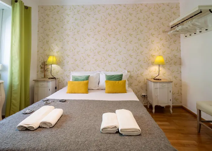 Sweet Close To Famous Avenue Liberty 3*