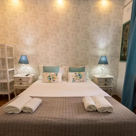 Sweet Suites Guesthouse Close To Famous Avenue Liberty Lisbon