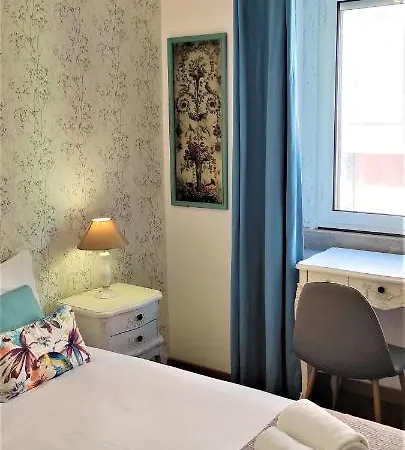 Sweet Suites Guesthouse Close To Famous Avenue Liberty Gasthof 3*